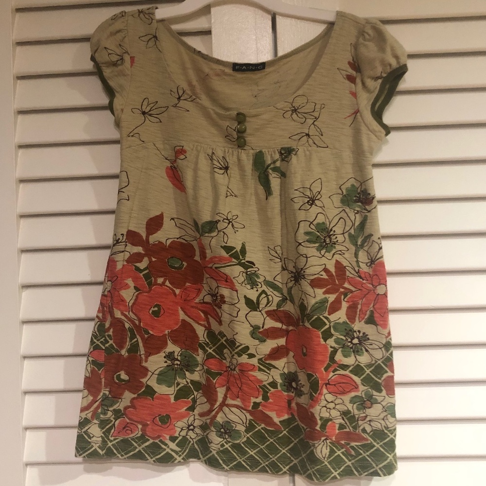 Vintage FANG Olive Green top with flowers